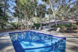 Pool - Pet-Friendly Beach Getaway with Private Pool & Big Backyard – Easy Walk to Beach (Hilton Head)