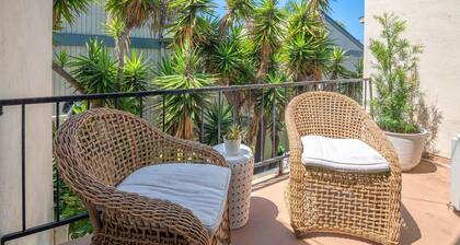 Coastal Condo Steps to Beach & Downtown