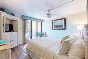 Tabla de planchar con plancha, wifi y ropa de cama