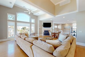 TV - Conveniently located, gorgeous home with private pool & elevator - walk to beach (Hilton Head)