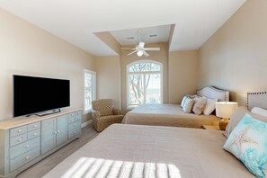 Iron/ironing board, WiFi, bed sheets, wheelchair access - Conveniently located, gorgeous home with private pool & elevator - walk to beach (Hilton Head)