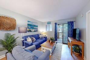TV, offices - Ocean‑View Condo at The Spa on Port Royal Sound (Hilton Head)