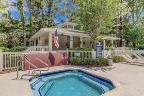Pool - Inviting Coastal Villa/Short Walk to the Beach (Hilton Head)