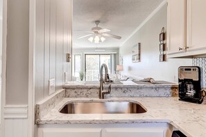 Interior - Cozy condo with pools, hot tub, tennis, gym & beach access (Hilton Head)