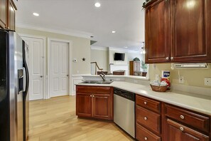 Interior - Dog-friendly home with private pool, WiFi, W/D & central AC - snowbird-friendly (Hilton Head)
