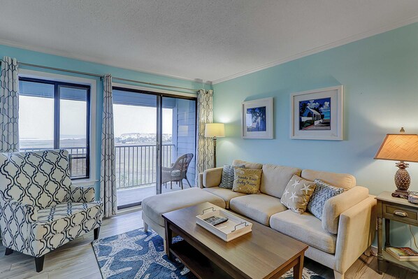 TV, offices - Ocean-View Condo | Tennis, 3 Pools, Beach Shuttle | Near Golf & Dining (Hilton Head)