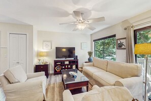 TV, offices - Stylish Island Retreat w/ Pool: Near Beach, Dining, Shops & Golf (Hilton Head)