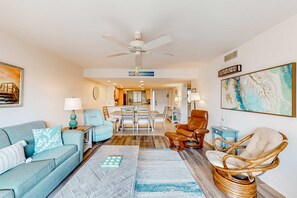 TV, offices - 3rd-floor condo with balcony, lagoon views, pools, tennis courts, & beach access (Hilton Head)