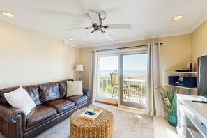 TV, DVD player - Coastal Condo with Shared Pool — Steps to the Beach, Walking Distance to Shopping and Dining (Hilton Head)