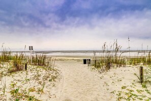 On the beach - Ideal Island Gem W/ Shared Pool, Beach Access, Free WiFi, Private Balcony & More (Hilton Head)