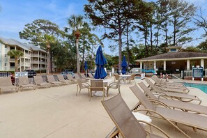 Outdoor dining - Seas the Day - all-suite getaway with pools, tennis, steps to beach (Hilton Head)