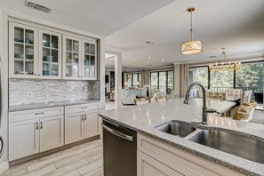 Fridge, microwave, oven, stovetop - Walk to the beach Top-floor penthouse with 4 balconies & pool (Hilton Head)
