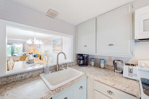 Fridge, microwave, oven, stovetop - Sunny Ocean Club Condo | Pool & Private Beach Access | Steps to Shore (Hilton Head)