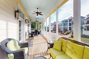 Outdoor dining - Spacious Deck, Hot Tub, Second Row To Beach & Brand New Private Pool & Spa (Hilton Head)