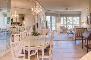 Interior - Beach dream w/ balcony view & shared pool - steps from the beach (Hilton Head)