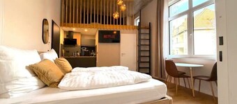 Villa Weitmar: The large urban studio