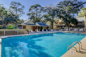 Pool - Beachwalk at Shipyard | Pool, Golf & Tennis Center | Stroll 5 Minutes to Sand (Hilton Head)