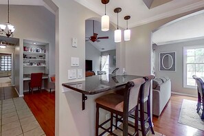 Interior - Dog-Friendly Condo w/ Lagoon & Golf View, WiFi & Shared Pool - Walk to Beach (Hilton Head)