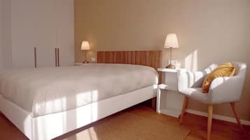 1 bedroom, travel crib, free WiFi, bed sheets
