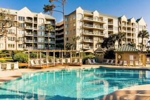 Pool - Island getaway by the ocean w/ balcony view & shared pool - beach access (Hilton Head)