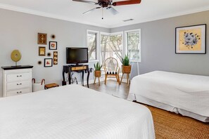 Desk, iron/ironing board, WiFi, bed sheets - Family-Friendly Condo w/Free WiFi, Covered Porch, Washer/Dryer, and Shared Pool (Hilton Head)