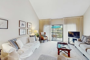 TV, DVD player, offices - Condo w/ soaring ceilings, a deck, lagoon views, & shared tennis (Hilton Head)