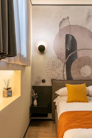 1 bedroom, in-room safe, WiFi, bed sheets - Relaxation Hot Tub - 1' Basilica S.Giovanni (Rome)