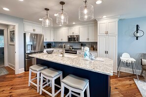 Fridge, microwave, oven, stovetop - Oceanfront home with kitchen, balcony, patio - shared pool and trails (Hilton Head)