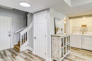 Interior - Dreamy island getaway with shared pool & tennis, central AC, balcony & WiFi (Hilton Head)