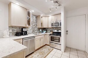 Fridge, microwave, oven, stovetop - Beachy Bliss | 300 Yards to Folly Field Beach | Pool, Spa, Racquetball (Hilton Head)