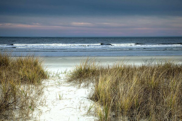 Beach nearby - Beachy Bliss | 300 Yards to Folly Field Beach | Pool, Spa, Racquetball (Hilton Head)