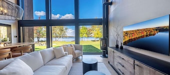 Private Spa & Direct Lake Access | Le Maka