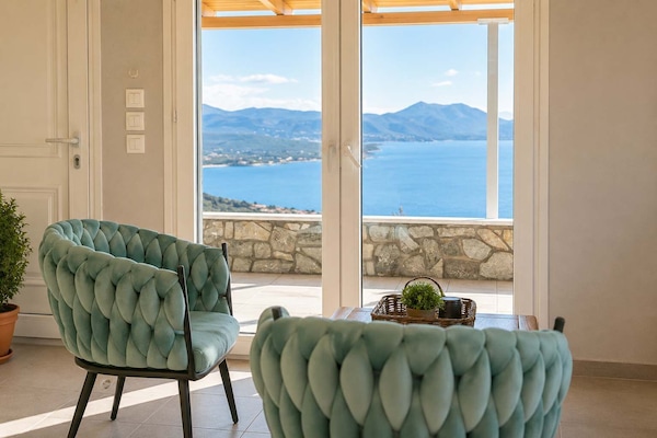 Sea views framed right from the sofa