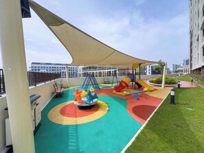 Children’s area - Free housekeeping visits during your stay - StayShort - Cozy Studio in Arjan that Sleeps 2 (Arjan)
