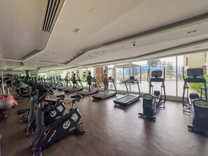 Fitness facility - Free housekeeping visits during your stay - StayShort - Cozy Studio in Arjan that Sleeps 2 (Arjan)