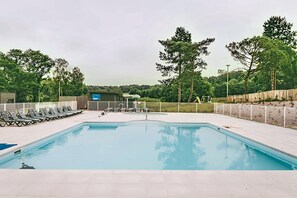 Pool - Villa With Private Terrace & Lake View (Malansac)