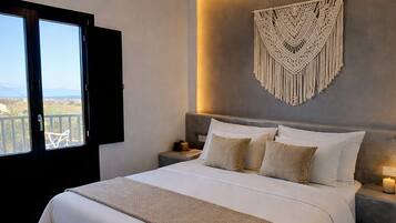 Two Bedroom House Sea view with Outdoor Hot Tub