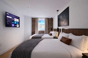 1 dormitorio, tabla de planchar con plancha, cuna de viaje y wifi