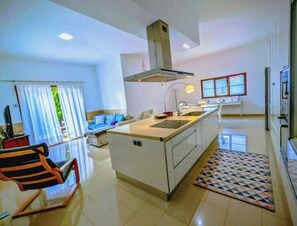 Interior - Casamaria & Pergola - Coziness and style for the whole family (Guaza)