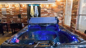 室外 SPA 浴池