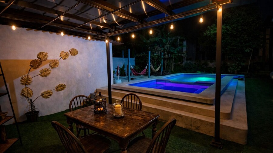 Hotel Amancay - Pool and Jacuzzi