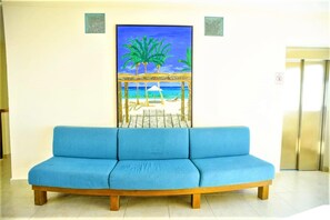 Lobby - Days Inn By Wyndham Playa Del Carmen (Playa del Carmen)