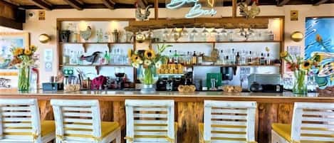 Poolside bar
