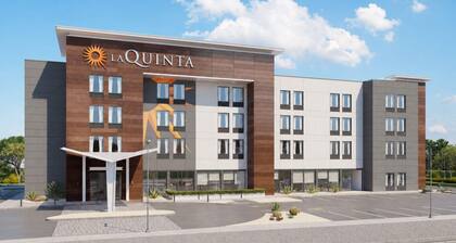 La Quinta Inn & Suites By Wyndham Roanoke Hollins/I-81