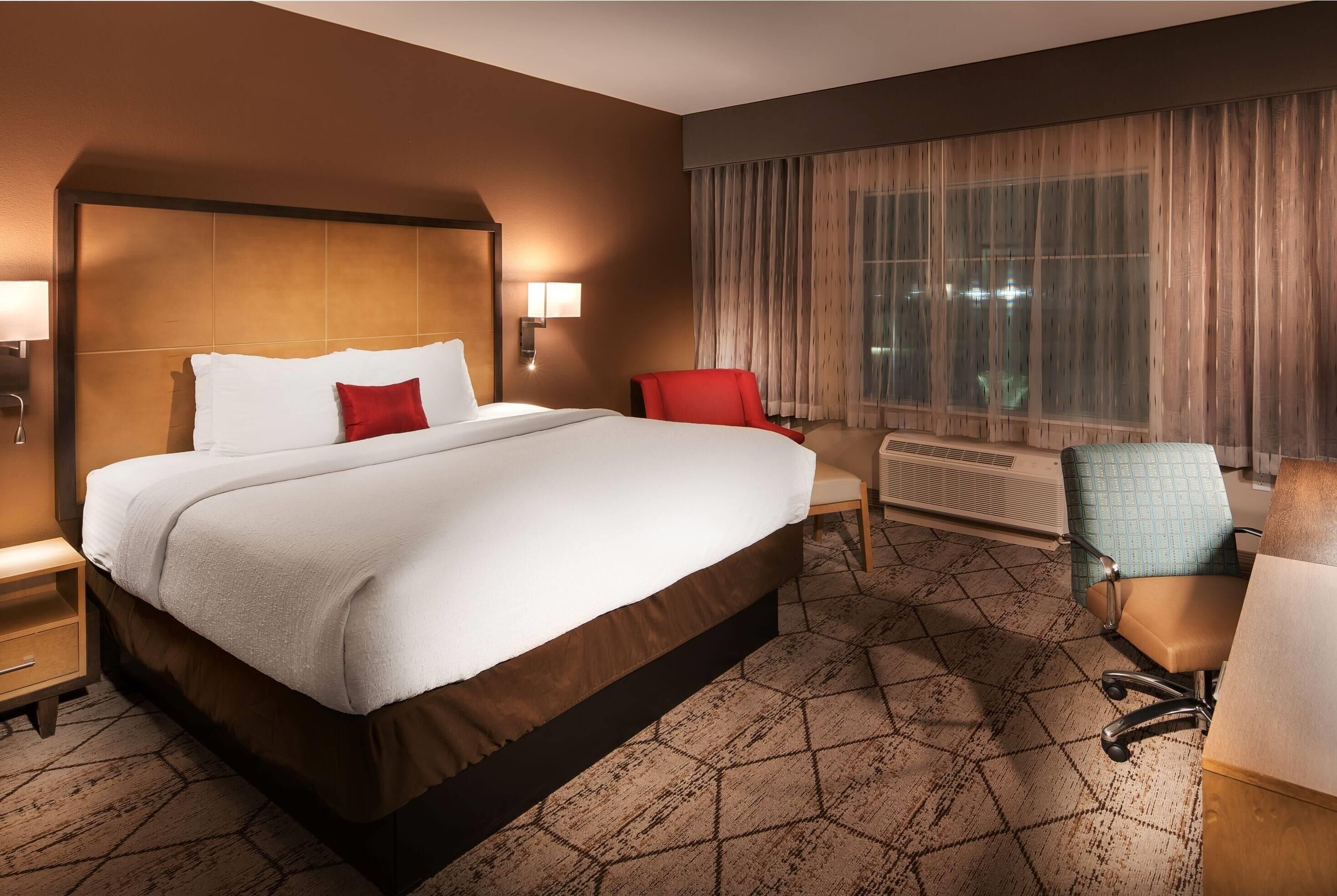 Hypo-allergenic bedding, in-room safe, individually decorated