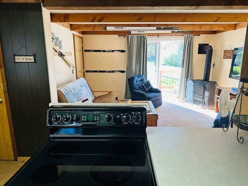 Sno Dance Lodge Lower ~ Jackson Creek Snow River