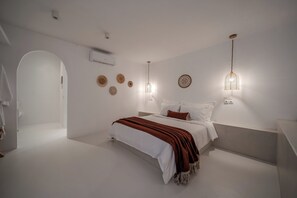 Luxury Quadruple Room, Balcony, Sea View | Desk, WiFi (free) - Caldera's Elements (Santorini)
