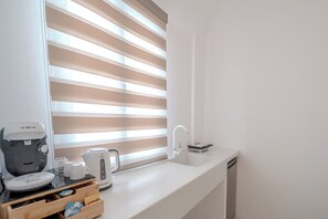 Deluxe Double Room, Balcony, Sea View | Desk, WiFi (free) - Caldera's Elements (Santorini)