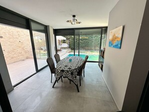Dining - Private Luxury Villa with Pool – VibaVilla Dream (Kuşadası)