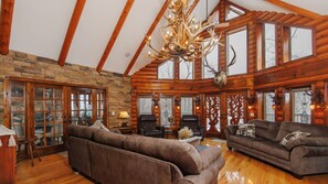 TV, fireplace, ping pong, books - Pickleball Court | Theater | Hot Tub | Sleeps 14 (Stanton)